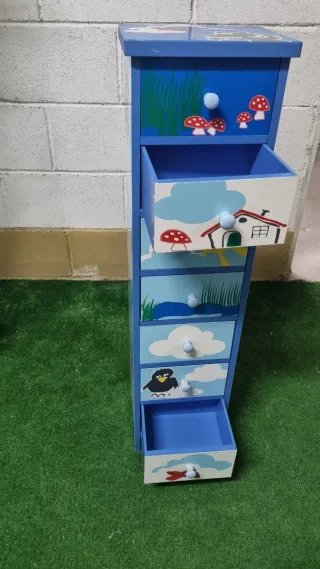 Cajonera infantil decorada