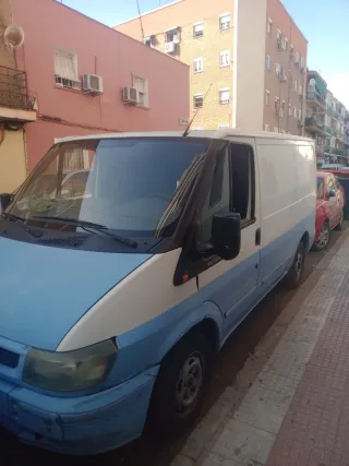 Fort Transit  Ford Transit  2002