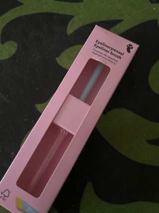 Set 3 Pinceles Maquillaje: Eyeliner, Contour, Foun