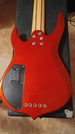 Bajo Traben 5 cuerdas