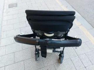 Bugaboo Bee 3 Negro + Capazo