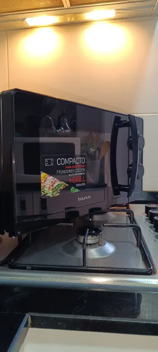 Microondas Taurus Grill 20L CASI NUEVO