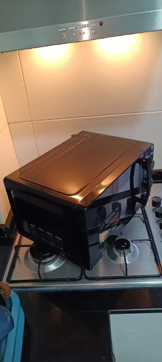 Microondas Taurus Grill 20L CASI NUEVO