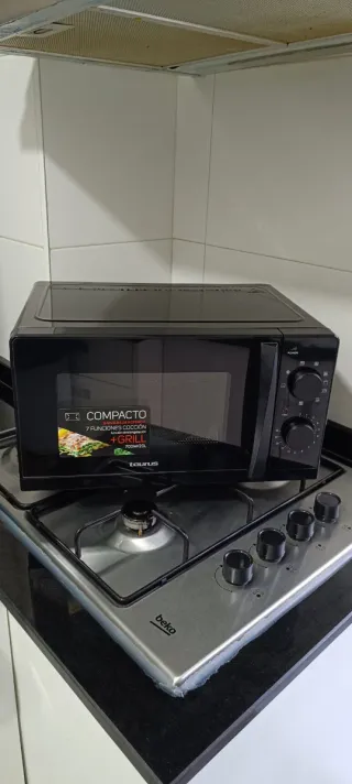 Microondas Taurus Grill 20L CASI NUEVO