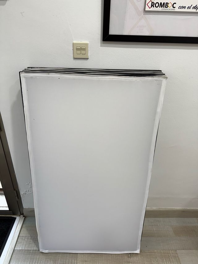 Cabina DJ bianca pieghevole