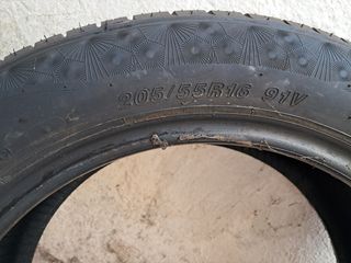 Neumático 205/55R16 91V seminuevo