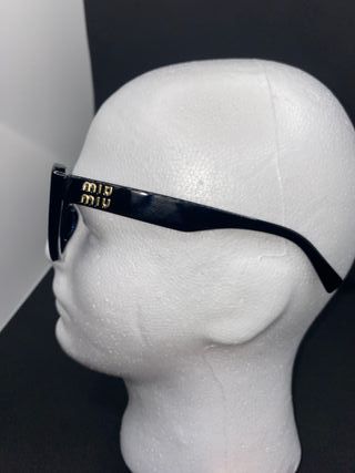 Occhiali da sole Miu Miu Made in Italy