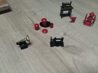 Miniaturas casa de muñecas antiguas