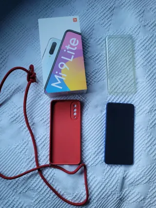 Xiaomi Mi 9 Lite 128 GB 6 GB RAM blu + accessori