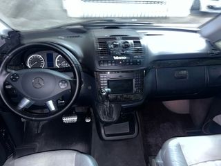 Mercedes-Benz Viano 2011