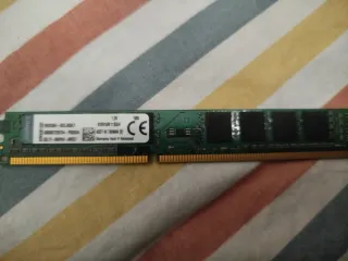 Intel i3-4170k + placa base Asrock H81M + 4x2 GB