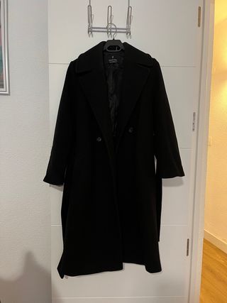 Abrigo Lana Negro Stradivarius Talla XS