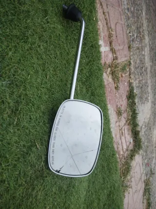 Retrovisor derecho 
Metal Piaggio Beverly 125