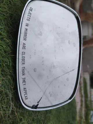 Retrovisor derecho 
Metal Piaggio Beverly 125