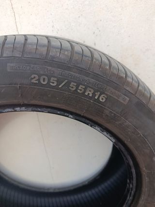 4 Neumáticos de Coche
