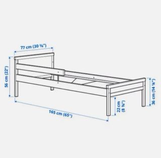 Cama infantil Ikea con barandilla y colchón