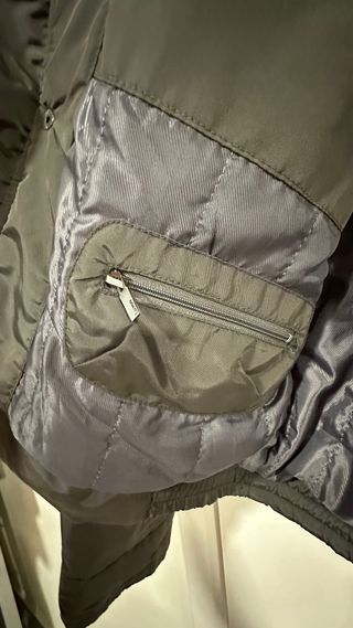Chaqueta hombre color caqui.  Hombros 49 cm Largo