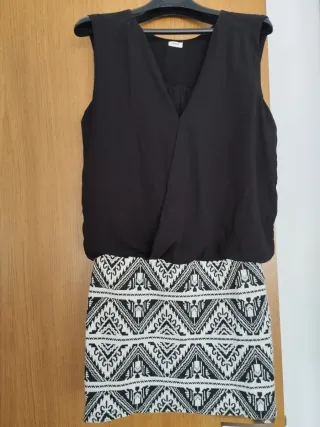 Vestido Pimkie negro y blanco talla L