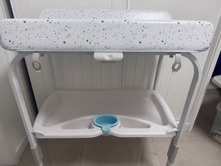 Vaschetta per fasciatoio per bambini. Marca: Jané Flip 
