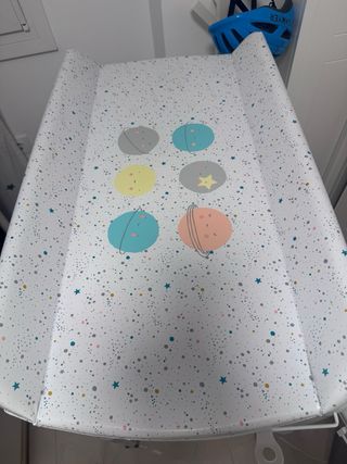 Vaschetta per fasciatoio per bambini. Marca: Jané Flip 