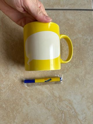 Scrittazza Nesquik Gialla con Pennarello