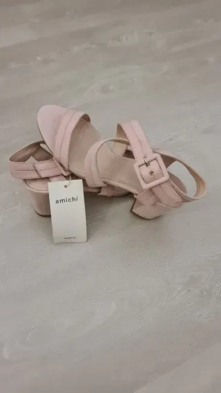 Zapatos de tacón Amichi rosa