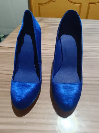 Zapatos de tacón azul talla 40