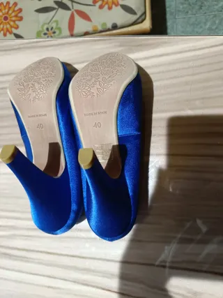 Zapatos de tacón azul talla 40