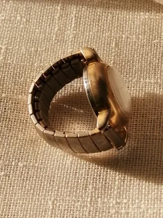 Reloj Anillo Vintage Dorado