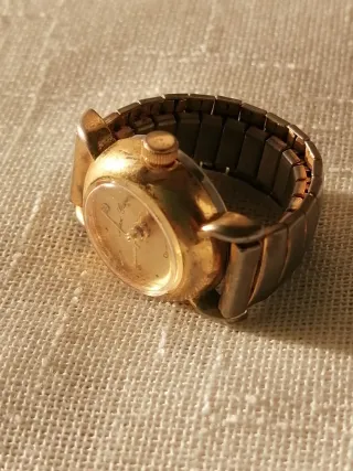 Reloj Anillo Vintage Dorado