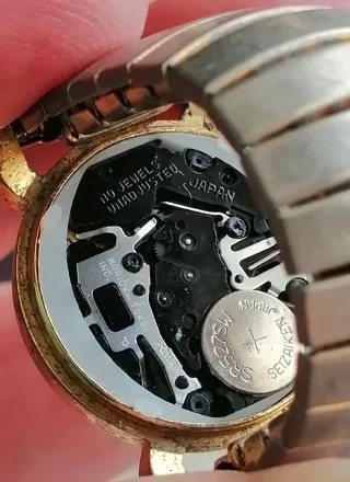 Reloj Anillo Vintage Dorado