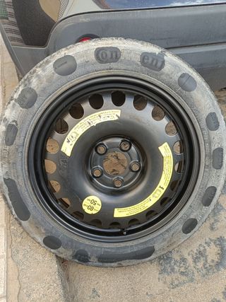 Rueda de repuesto Mercedes 