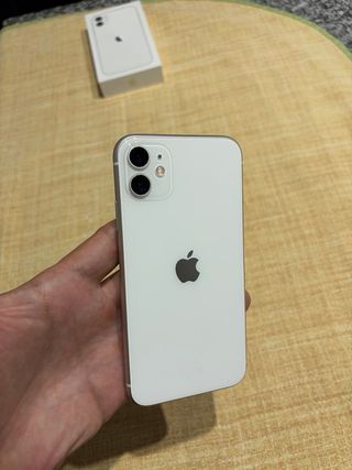iPhone 11 128GB bianco nuova edizione! 