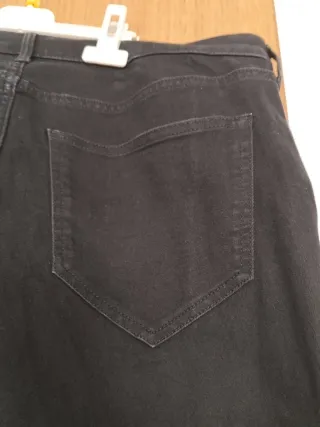 Pantalón Vaquero Negro H&M Talla 44