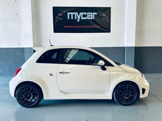 Abarth 595 2022