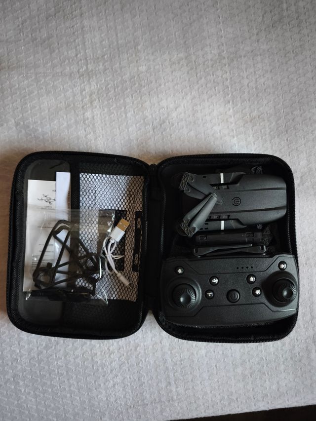 Dron Negro Plegable