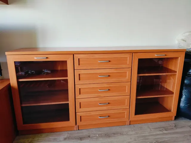 Mueble de comedor URGE VENDER