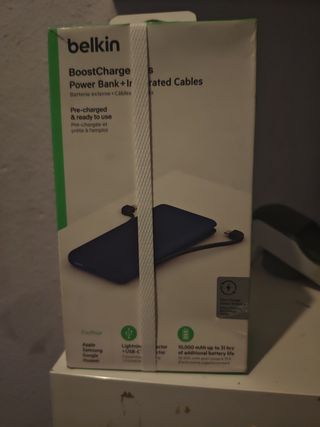 Powerbank - Belkin 18 W, 10.000 mAh, Cables integr