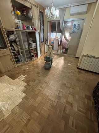 Servicio de acuchillado y barnizado