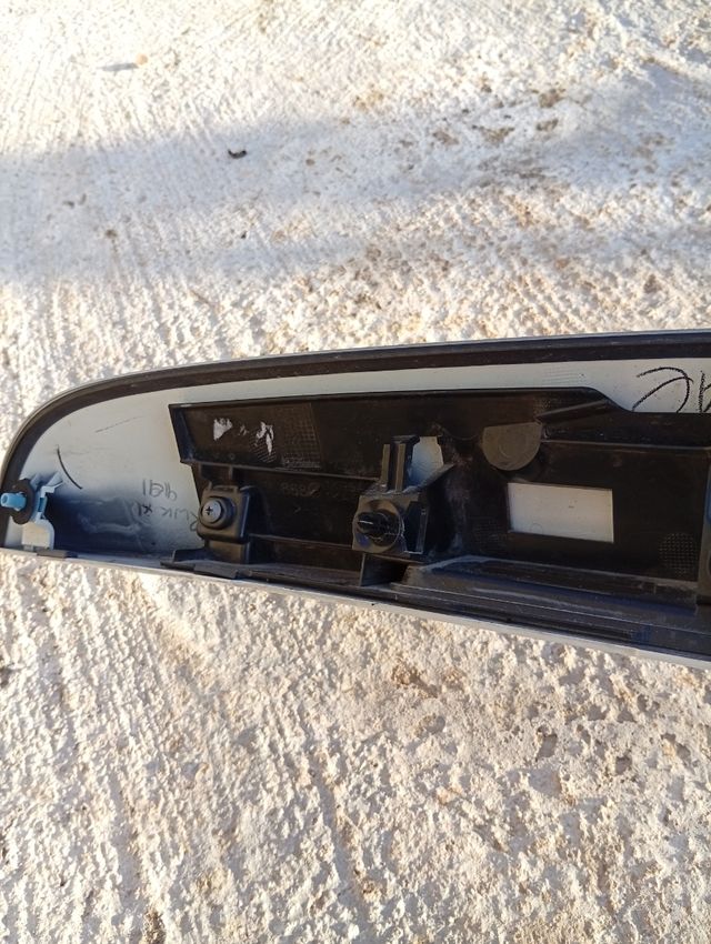 Embellecedor Juke Nissan maletero