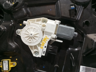 ELEVALUNAS DELANTERO DERECHO FIAT FREEMONT (345)