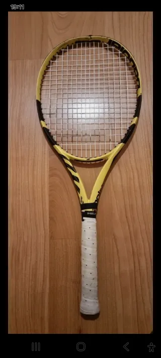 Raqueta pure aero 300gr  de Rafa Nadal