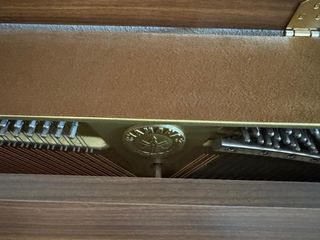 Piano Vertical Yamaha Madera Oscura