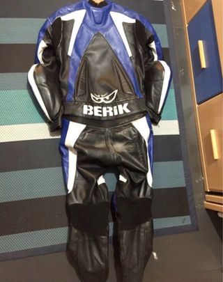 Traje Moto 2 Piezas Berik Piel Azul/Negro