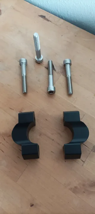 Tornillos y Alzas Moto BMW GS