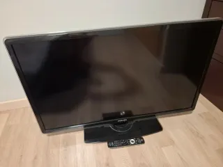 Televisor Philips Ambilight 42" LED