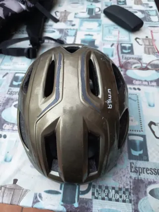 Casco Btwin para bicicleta