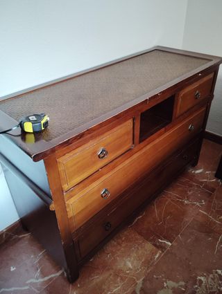 Cómoda de dormitorio en madera vintage