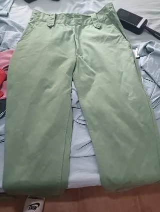 Sarga 1N completo y otro pantalón 1C
