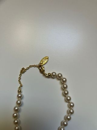 Collar Vivienne Westwood de perlas.